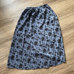 Women’s Floral Blue And Black Long Maxi Skirt Size Large